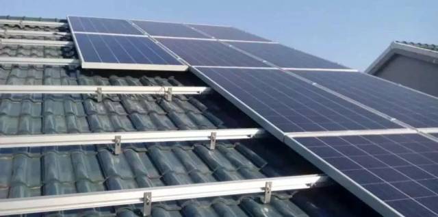 如何平衡光伏效率和建筑美观性