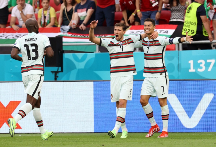 葡萄牙队备战决赛对阵德国队